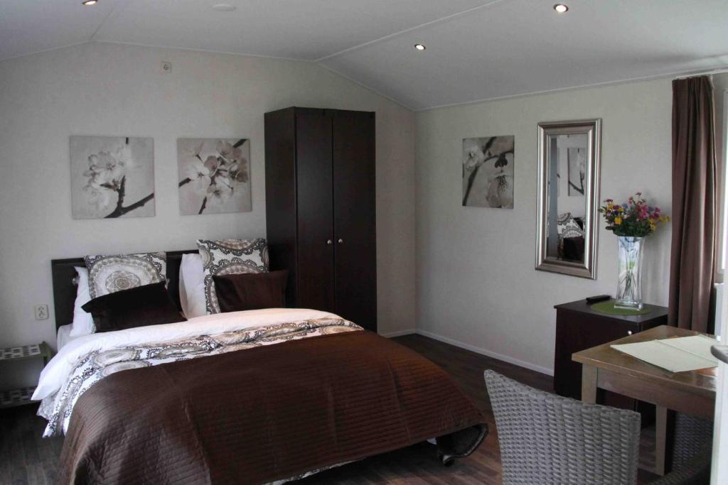 Veerhuys Tante Jet Hotel Blitterswijck Стая снимка